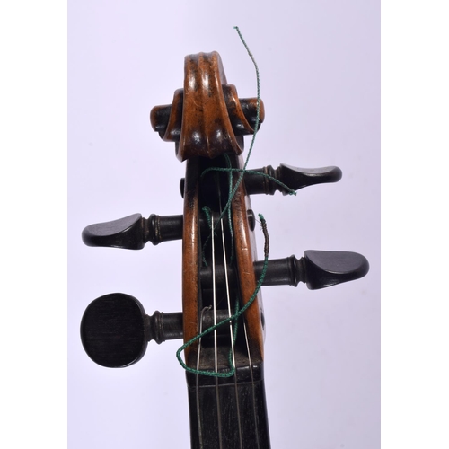 684 - AN ANTIQUE SINGLE PIECE BACK VIOLIN with bow. Violin 58 cm long, length of back 36 cm. (2)