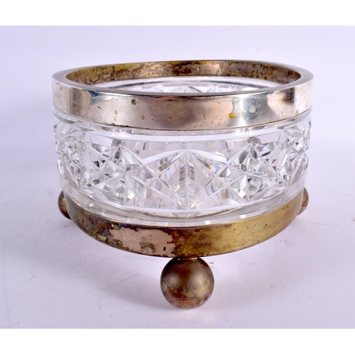 743 - A LARGE EARLY 20TH CENTURY CONTINENTAL SILVER MOUNTED GLASS BOWL upon ball feet. 27 cm x 13 cm.