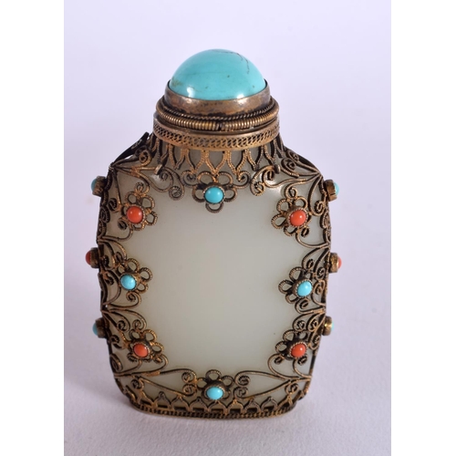 794 - A FINE 18TH CENTURY CHINESE WHITE JADE SNUFF BOTTLE AND STOPPER overlaid with coral and turquoise. 7... 