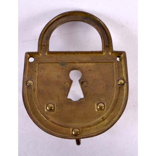 139 - A RARE VICTORIAN PADLOCK KEY HOLDER. 14 cm x 10 cm.