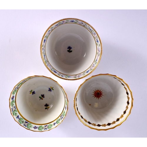 173 - Two Late 18th century Flight Barr Worcester teabowls and saucesr, a New Hall 161 pattern teabowl and... 