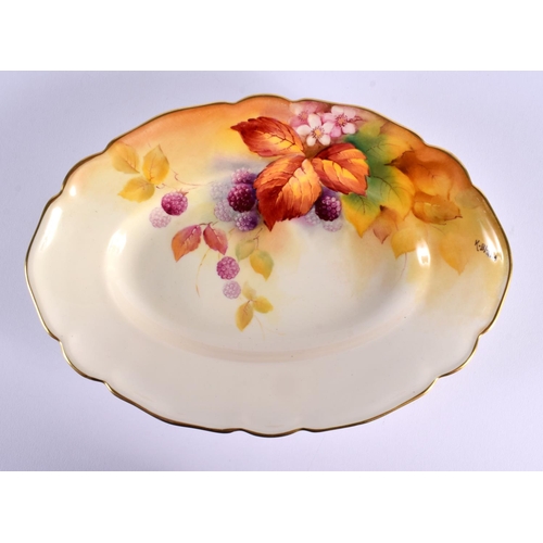 231 - Royal Worcester dish painted with autumnal leaves and berries by K. Blake, signed, date mark for 193... 