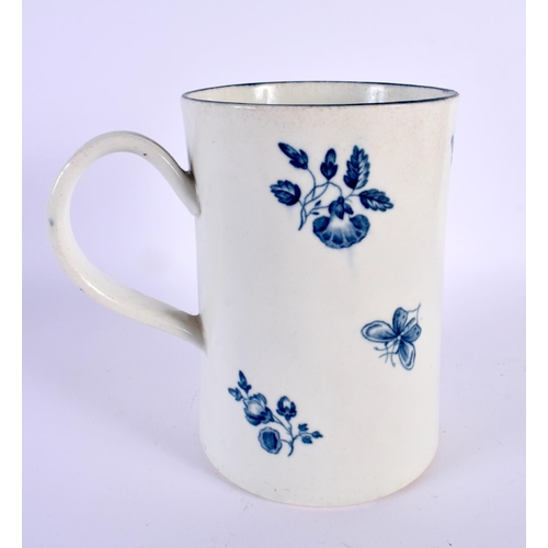 246 - 18th century Worcester mug decorated with the Gilliflower pattern.  14cm high