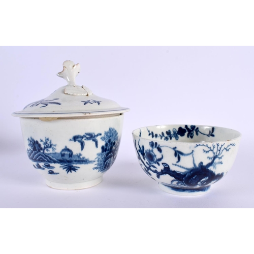 255 - 18th century Worcester open sugar bowl painted in the Prunus Root pattern and a Worcester sugar bowl... 