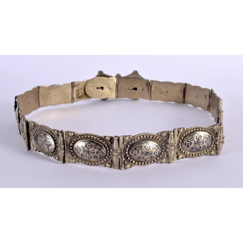 312 - A TURKISH ARMENIAN RUSSIAN NIELLO SILVER BELT decorated with foliage. 398 grams. 77 cm long.