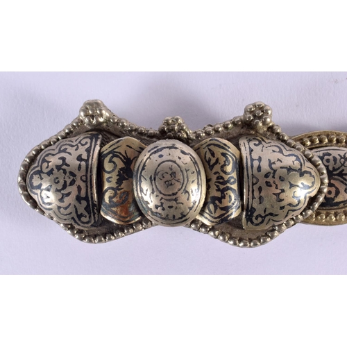 312 - A TURKISH ARMENIAN RUSSIAN NIELLO SILVER BELT decorated with foliage. 398 grams. 77 cm long.