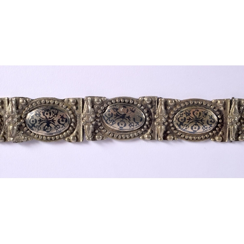 312 - A TURKISH ARMENIAN RUSSIAN NIELLO SILVER BELT decorated with foliage. 398 grams. 77 cm long.