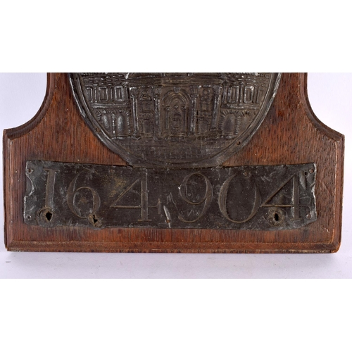 321 - A GEORGE III LEAD HOUSE MARKER No 164904. 26 cm x 22 cm.