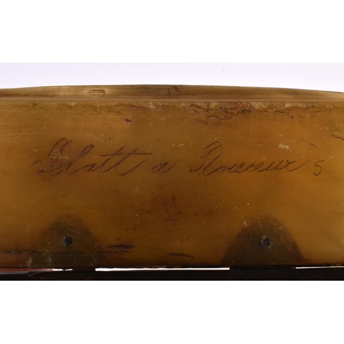 367 - AN EARLY 19TH CENTURY FRENCH PRISONER OF WAR NAPOLEONIC SNUFF BOX. 9 cm x 6 cm.