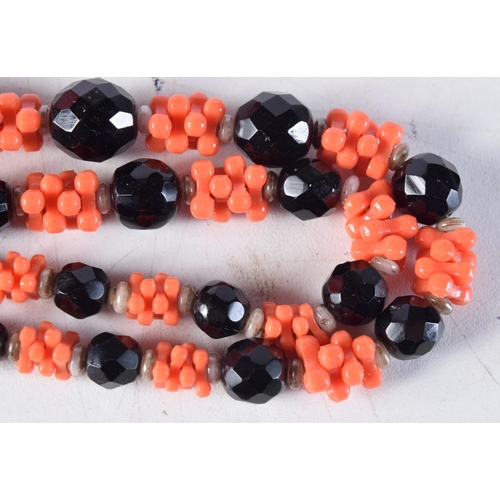 1037 - A CORAL NECKLACE. 30 grams. 40 cm long.