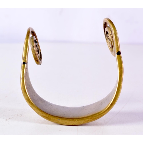 1070 - A BRONZE GRECIAN REVIVAL BRONZE CUFF BANGLE. 77.5 grams. 5.75 cm wide.