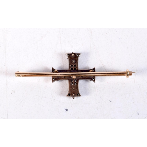 1316 - AN ANTIQUE ENAMELLED MILITARY CROSS. 5 cm x 2 cm.