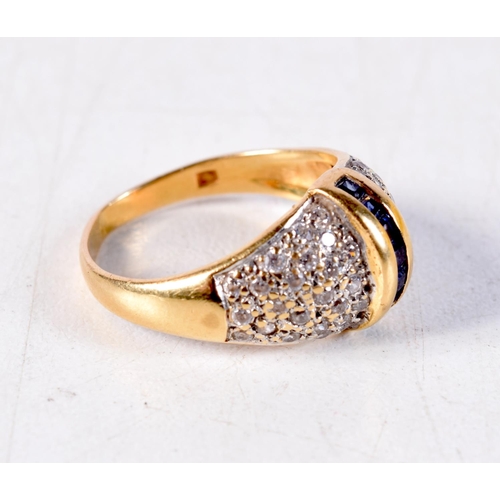 1336 - AN 18CT GOLD DIAMOND AND SAPPHIRE RING. 5.7 grams. P.