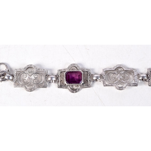 1339 - A SILVER BRACELET. 11.5 grams. 18 cm long.