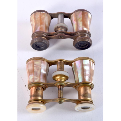 1454 - TWO PAIRS OF ANTIQUE MOTHER OF PEARL OPERA GLASSES. 9.5 cm x 7 cm extended. (2)