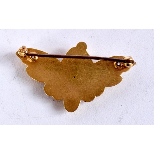 1585 - AN ART NOUVEAU 10K GOLD BROOCH. 3.8 grams. 3.5 cm x 2 cm.