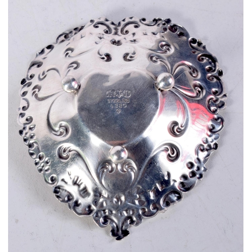 1623 - A SILVER HEART SHAPED DISH. 175 grams. 9 cm x 8 cm.