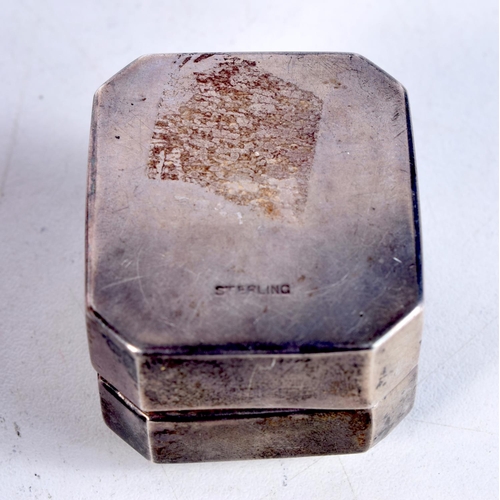 1632 - A SILVER RING BOX. 36.7 grams. 3.75 cm x 4.5 cm.