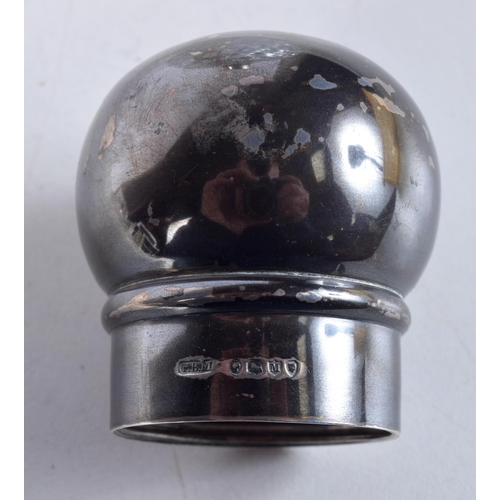 1651 - A SILVER MOUNTED GLASS SCENT BOTTLE. London 1887. 62 grams. 17 cm x 11 cm.