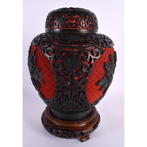 2010 - AN EARLY 20TH CENTURY CHINESE TWO COLOUR CINNABAR LACQUER GINGER JAR AND COVER Late Qing/Republic. 2... 