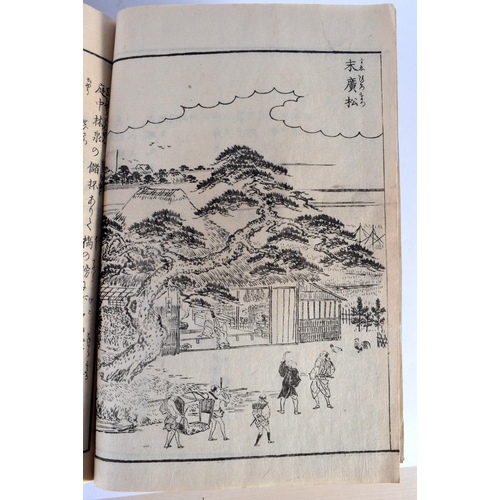 2082 - ELEVEN 19TH CENTURY JAPANESE MEIJI PERIOD BOOKLETS depicting landscapes and calligraphy. (11)