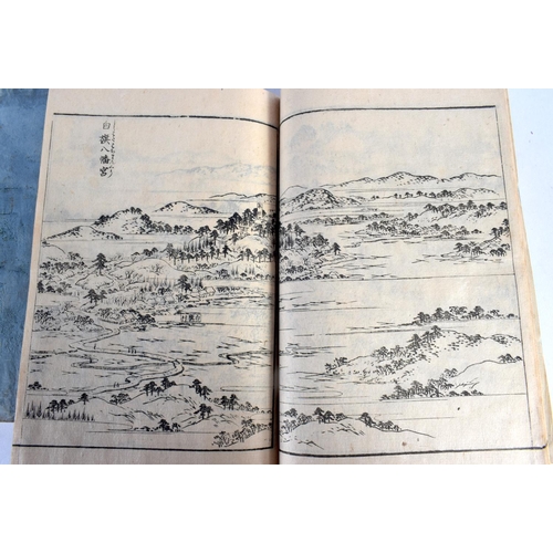 2082 - ELEVEN 19TH CENTURY JAPANESE MEIJI PERIOD BOOKLETS depicting landscapes and calligraphy. (11)