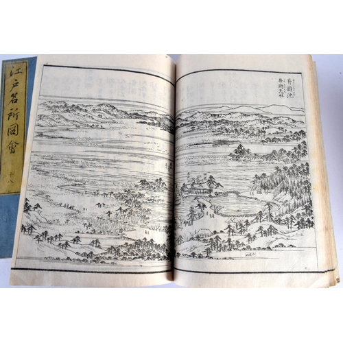 2082 - ELEVEN 19TH CENTURY JAPANESE MEIJI PERIOD BOOKLETS depicting landscapes and calligraphy. (11)