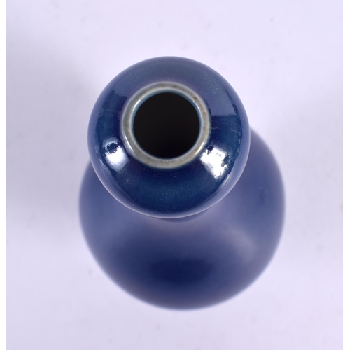 2086 - A CHINESE MONOCHROME BLUE PORCELAIN VASE 20th Century. 17 cm high.