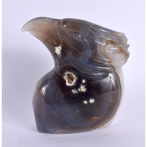 2152 - A CHINESE TIBETAN CARVED AGATE FIGURE OF A HAWK 20th Century. 439 grams. 10 cm x 9.25 cm.