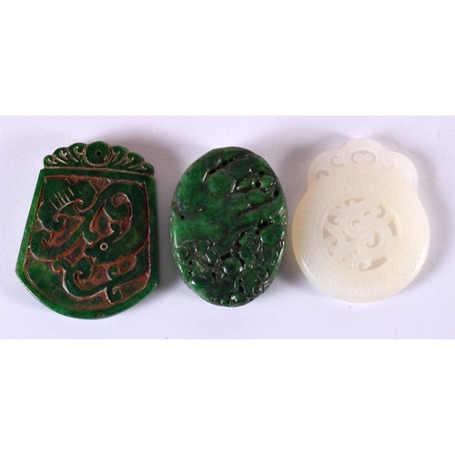 2186 - THREE CHINESE CARVED JADE PENDANTS 20th Century. Largest 5.75 cm x 4.5 cm. (3)