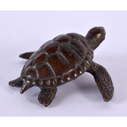 2249 - A JAPANESE BRONZE TORTOISE OKIMONO. 5 cm x 3 cm.