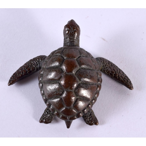 2249 - A JAPANESE BRONZE TORTOISE OKIMONO. 5 cm x 3 cm.