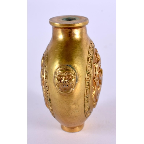 2260 - A RARE 19TH CENTURY CHINESE GILT BRONZE SNUFF BOTTLE Qing. 6 cm x 4.5 cm.