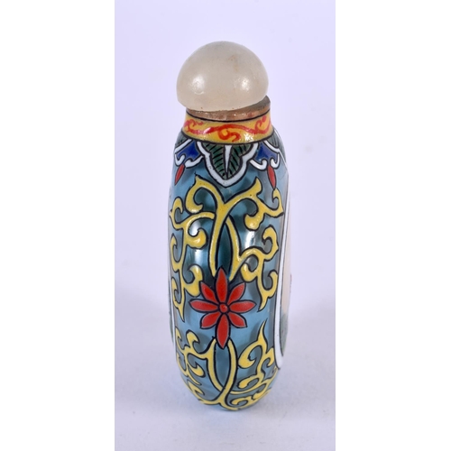 2267 - AN EARLY 20TH CENTURY CHINESE PEKING GLASS ENAMELLED SNUFF BOTTLE Late Qing/Republic. 6.5 cm x 4.5 c... 