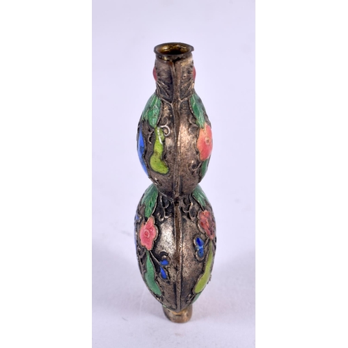 2273 - A 19TH CENTURY CHINESE SILVER AND ENAMEL MINIATURE SNUFF BOTTLE Qing. 3 grams. 5 cm x 3 cm.