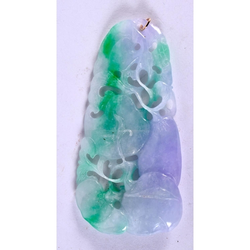 2283 - A LARGE CHINESE GOLD MOUNTED LAVENDER JADEITE PENDANT 20th Century. 11 cm x 5 cm.