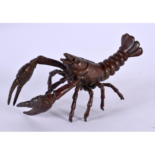 2316 - A JAPANESE BRONZE OKIMONO OF A LOBSTER. 9 cm x 4 cm.