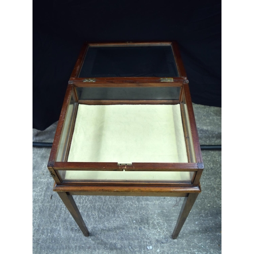 3491 - An antique Bijouterie table together with a small glass and wood jewellery display box 76 x 49 x 42 ... 