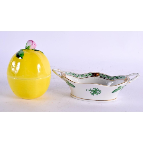 15 - A HUNGARIAN PORCELAIN BOX AND COVER together with a twin handled basket. Largest 15 cm wide. (2)