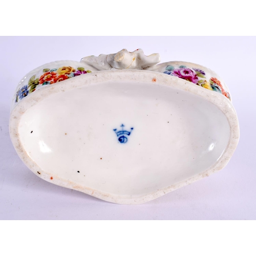 172 - A 19TH CENTURY CONTINENTAL PORCELAIN DOUBLE SALT together with a Vienna style cabinet plate. Largest... 