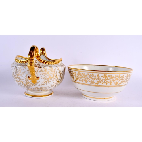 202 - Flight Barr and Barr sucrier elaborately gilded and a Flight Barr and Barr bowl with gilded initials... 