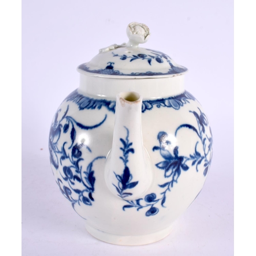 268 - 18th century Worcester teapot and cover painted with the Mansfield pattern. 12cm high.