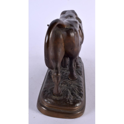 432 - French School (19th Century) Bronze, Standing bull. 24 cm x 15 cm.