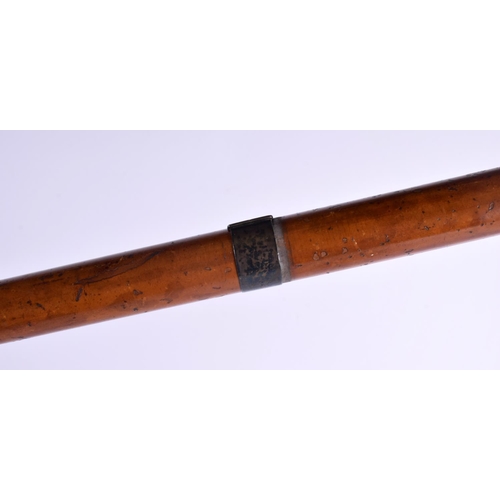 526 - AN ANTIQUE CONTINENTAL SILVER MOUNTED MALACCA WALKING CANE. 90 cm long.