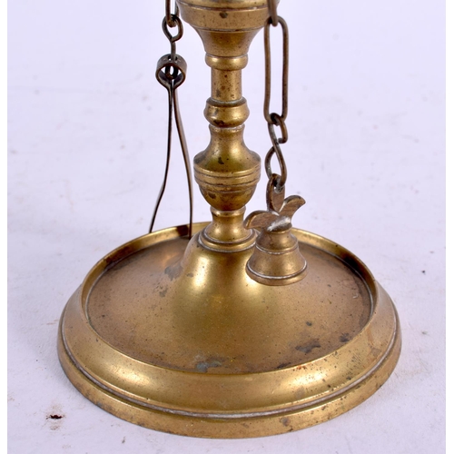 532 - A 19TH CENTURY FLORENTINE LUCERNE BRONZE OIL LAMP. 30 cm high.