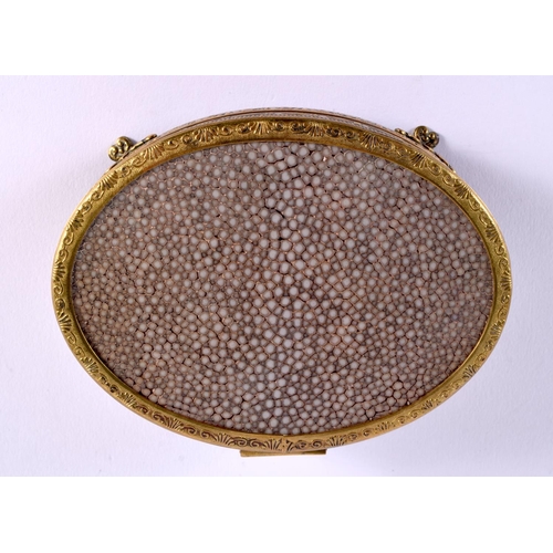 649 - AN ANTIQUE GILT METAL AND SHAGREEN CASKET decorated with fleur de lys. 13 cm x 9 cm.