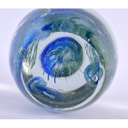 66 - AN UNUSUAL ART GLASS JELLY FISH PAPERWEIGHT. 15 cm x 8 cm.