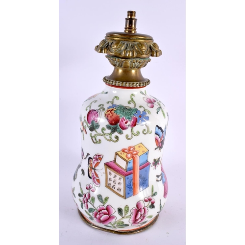 70 - A 19TH CENTURY FRENCH PORCELAIN COUNTRY HOUSE LAMP after the Canton famille rose original. 28 cm hig... 