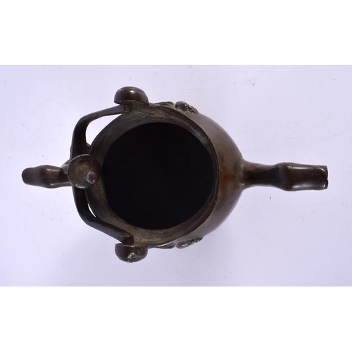 713 - AN UNUSUAL 18TH CENTURY EUROPEAN BRONZE DOUBLE SPOUTED TEAPOT dated 1757. 26 cm x 22 cm.