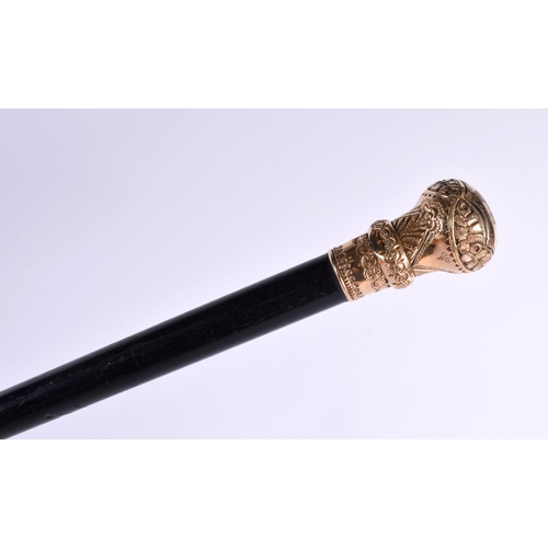 741 - AN EARLY VICTORIAN YELLOW METAL MOUNTED WALKING CANE possibly high carat gold. 90 cm long.